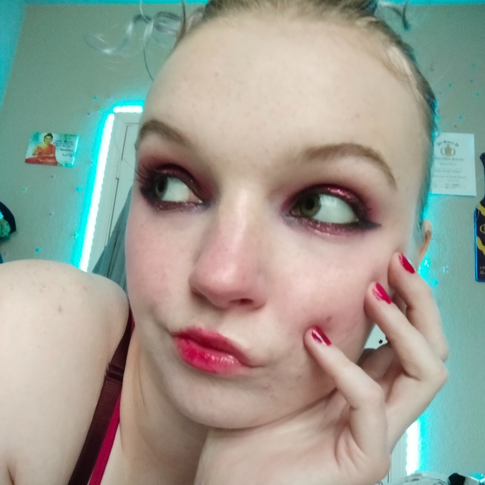 Meet your Posher, Joia